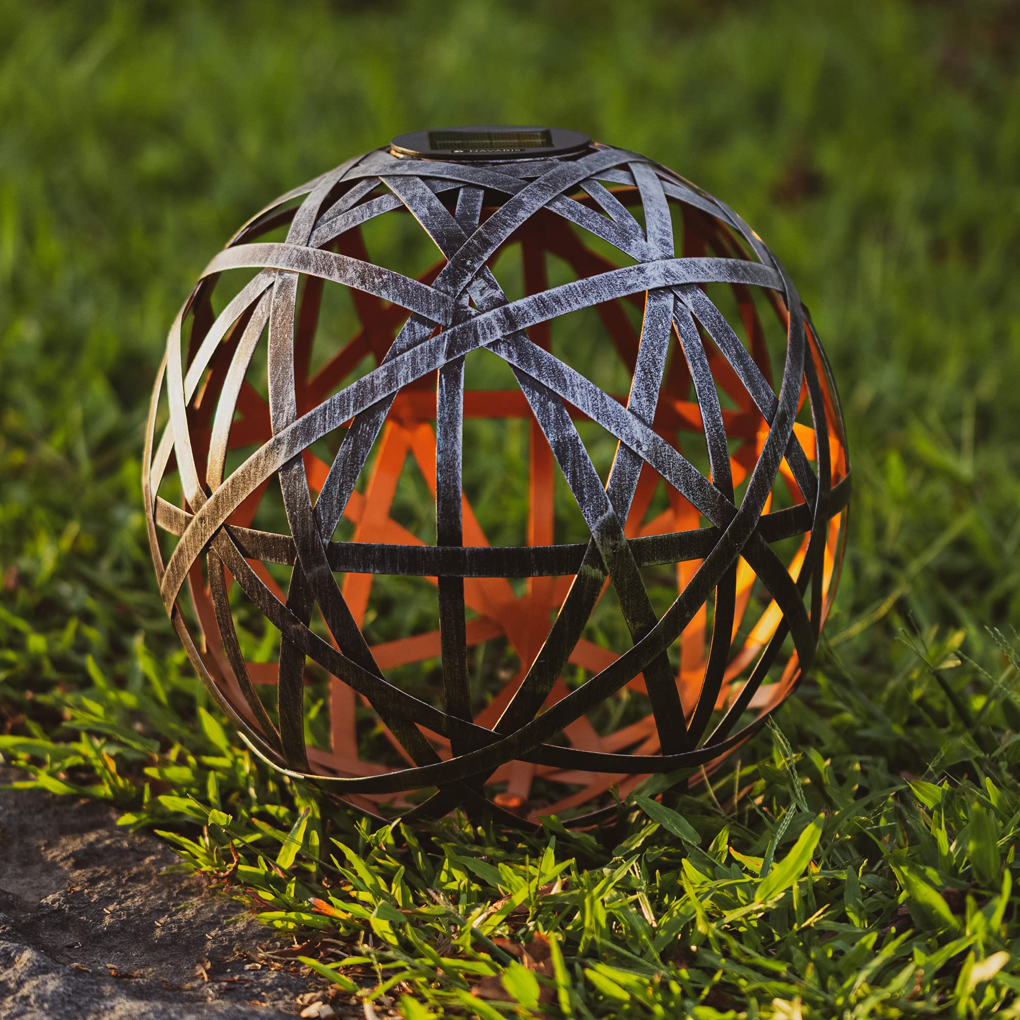 navaris-lighting-led-solarkugel-30-cm-silber-metall-mit-erdspie image 3
