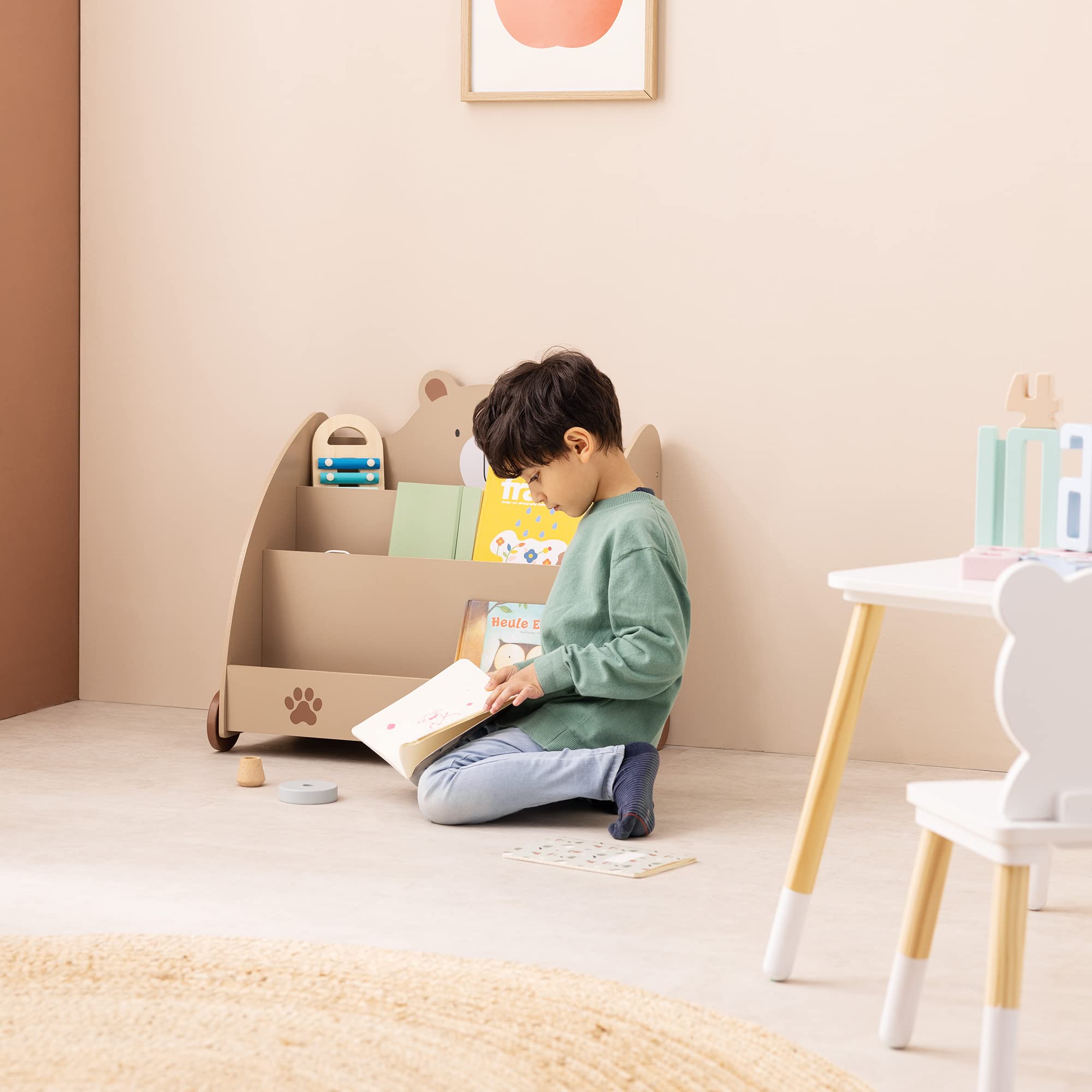 navaris-children-b-cherregal-b-r-braun-mit-rollen-60x58x40 image 2