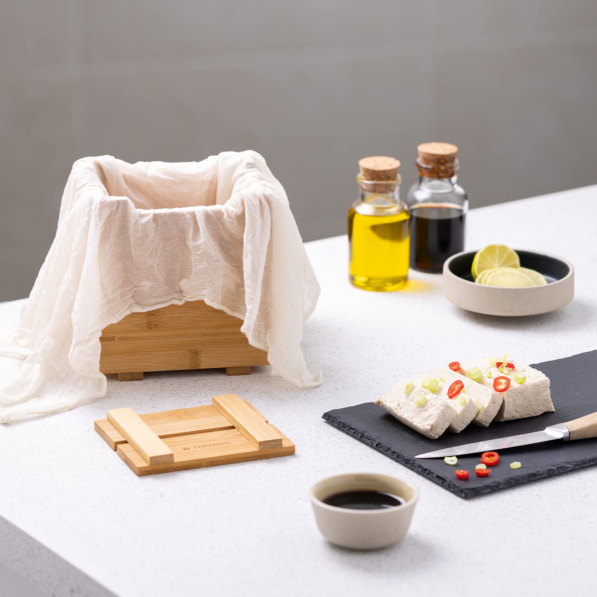 navaris-living-tofu-presse-bambus-mit-tuch-vegan image 2