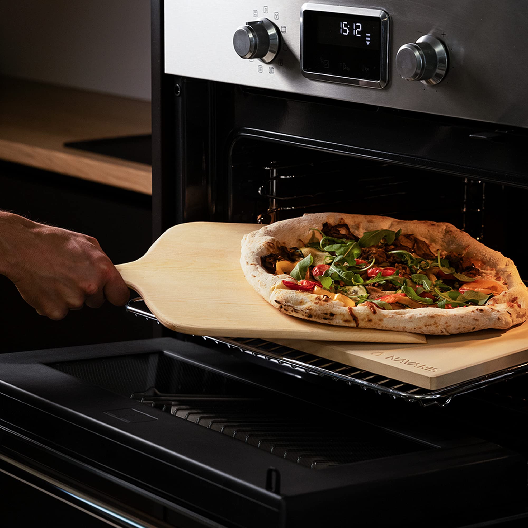 navaris-kitchen-pizzastein-cordierit-38x30-mit-schaufel image 5