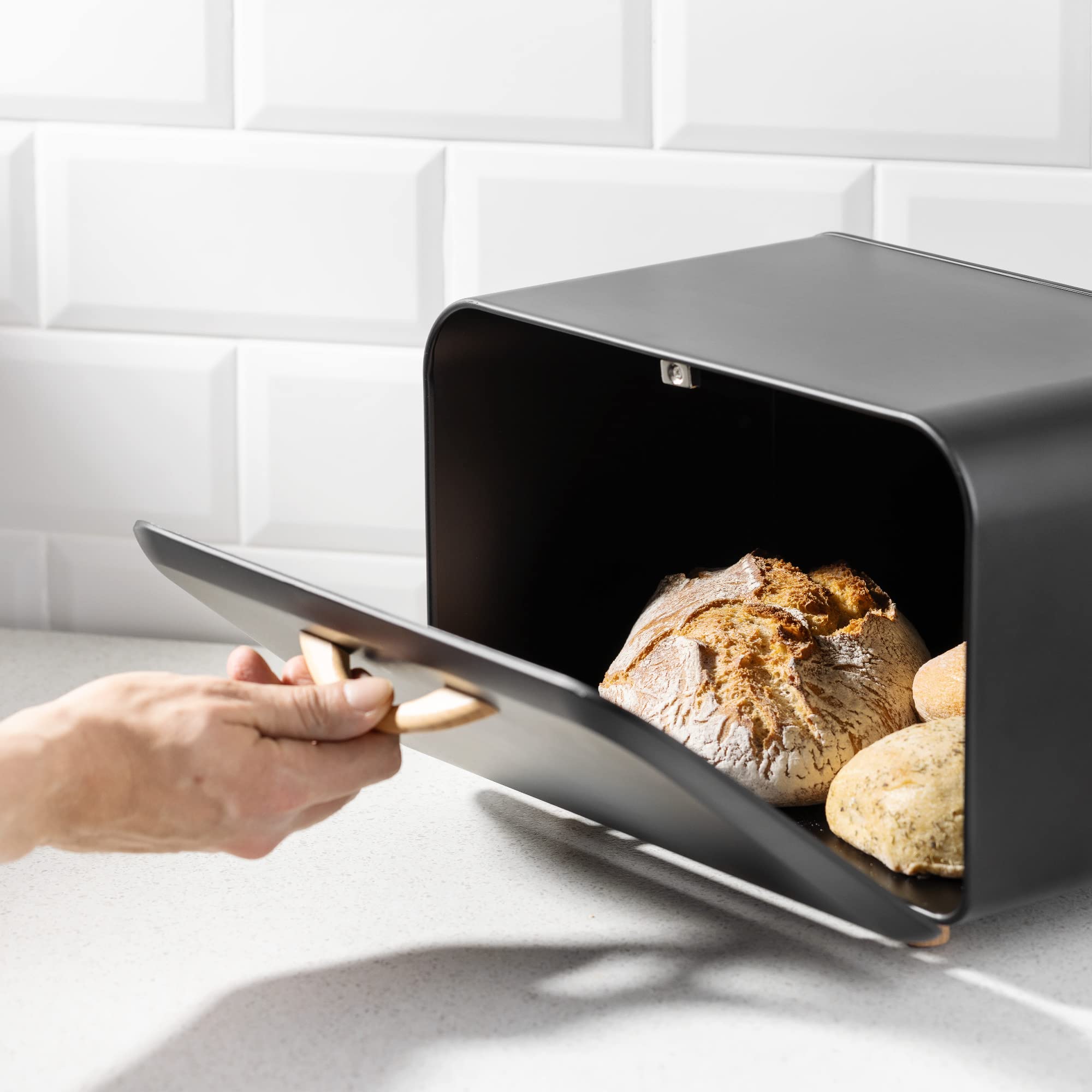 navaris-kitchen-brotkasten-schwarz-metall-front-ffnung-35-cm image 3