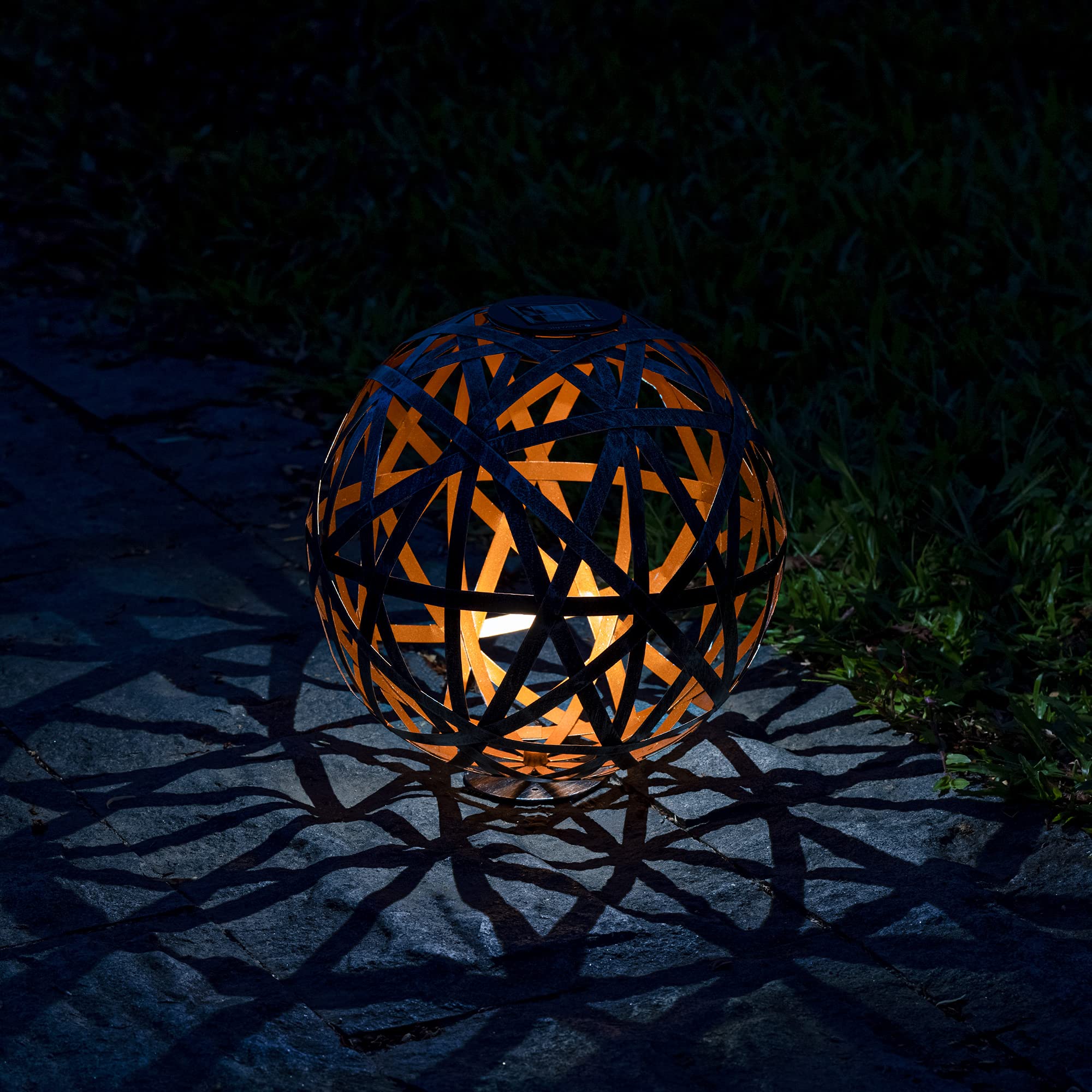 navaris-lighting-led-solarkugel-30-cm-silber-metall-mit-erdspie image 2