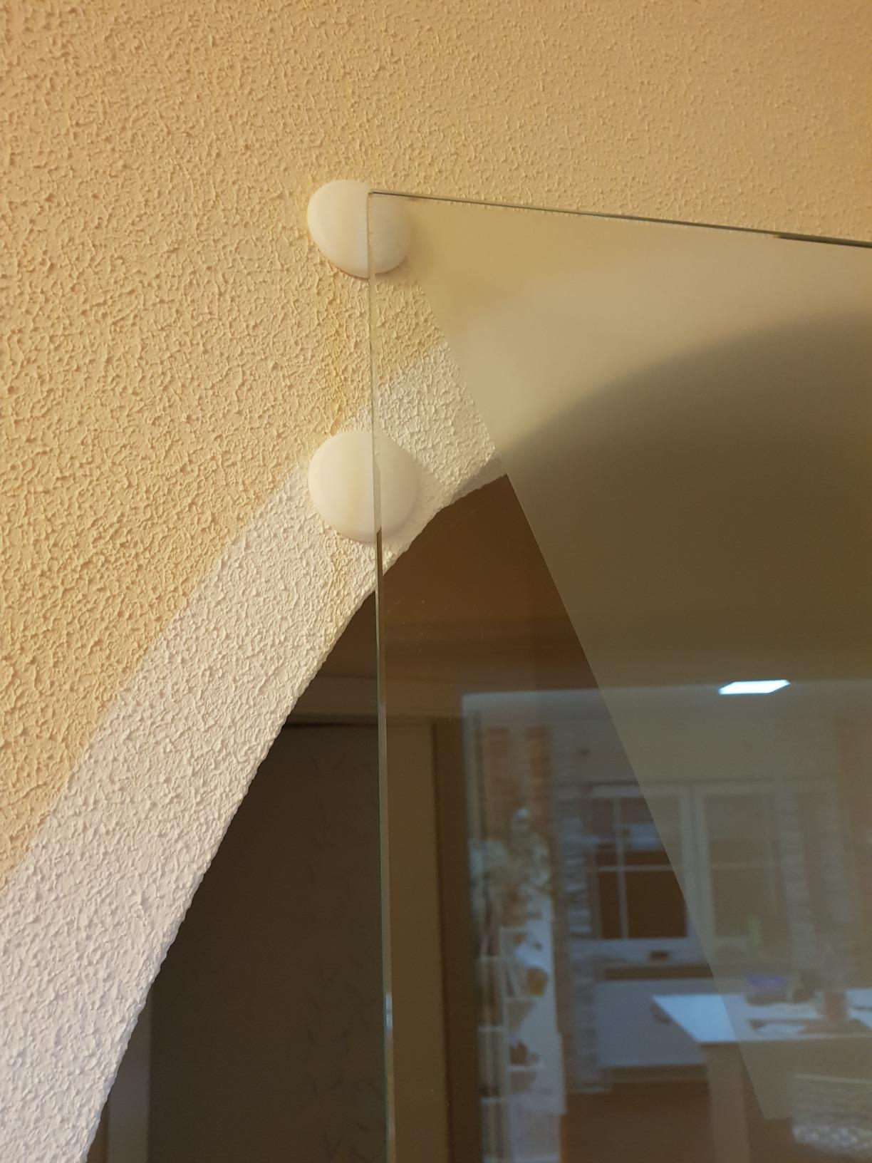 Unauffällig