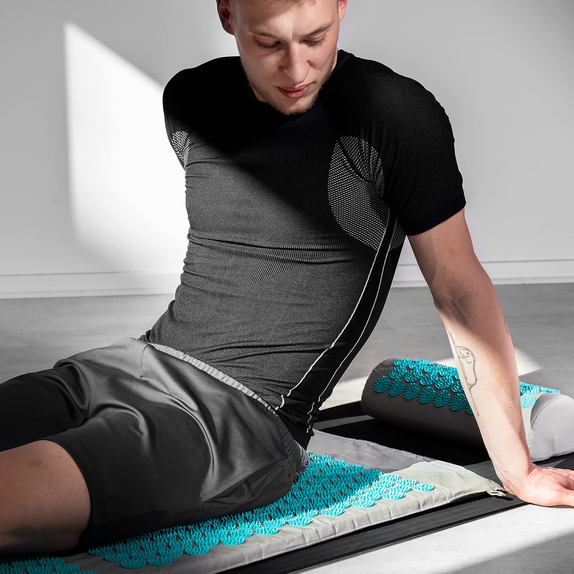 navaris-sport-wellness-akupressur-set-matte-kissen-hellgrau image 2