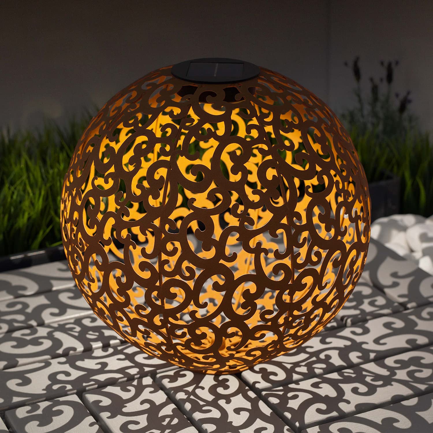 navaris-lighting-led-solar-kugel-metall-30cm-orientalisch image 2