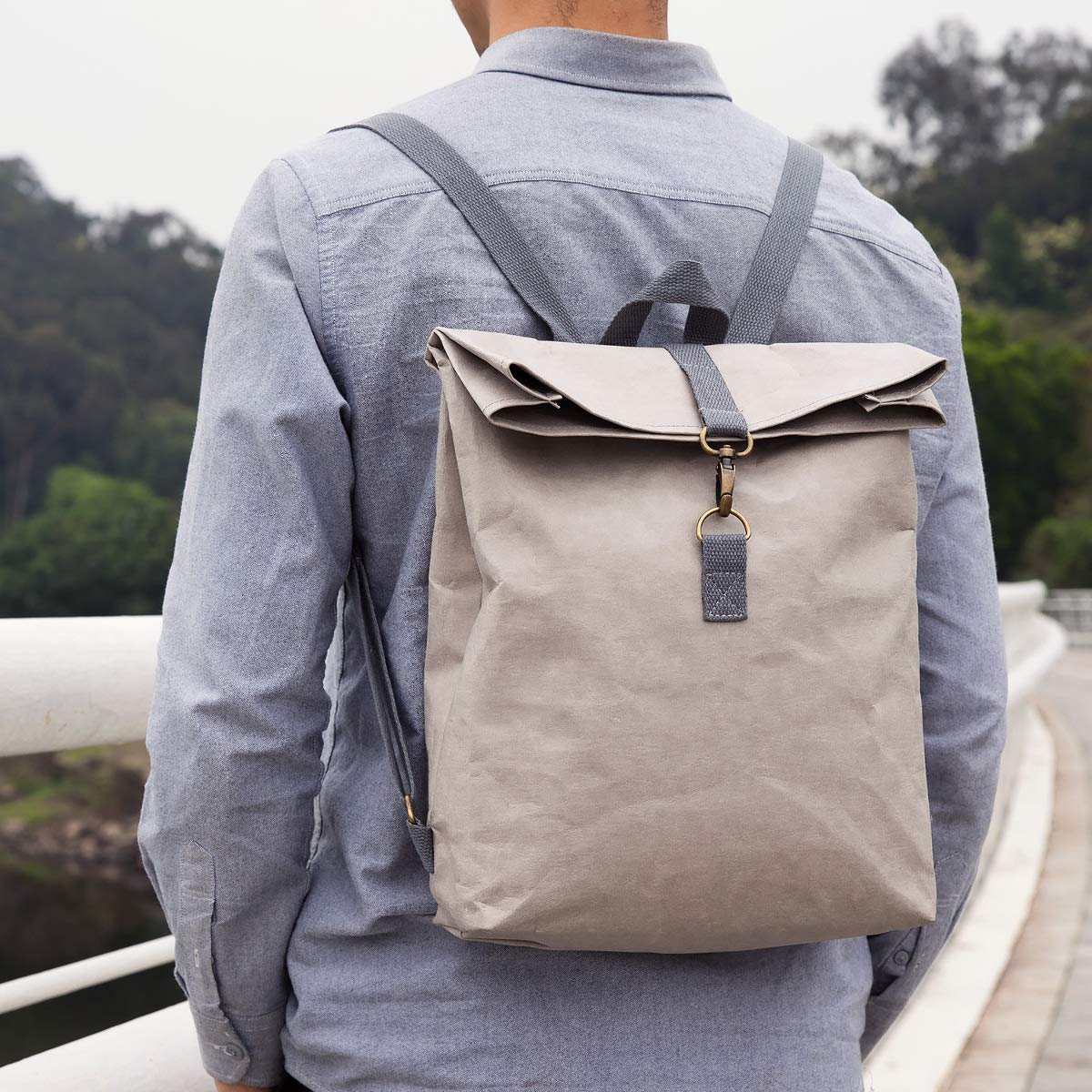 navaris-travel-rucksack-papier-10l-waschbar-kraftpapier image 2