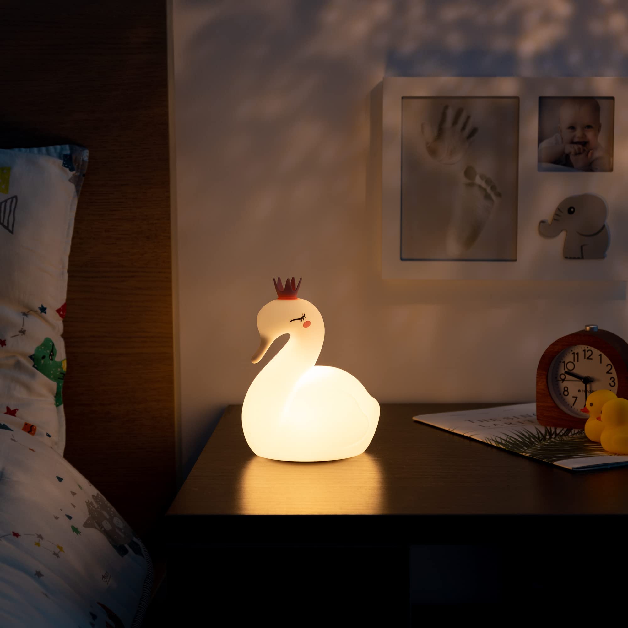 navaris-led-nachtlicht-schwan-nachttischlampe-rgb-wei image 2