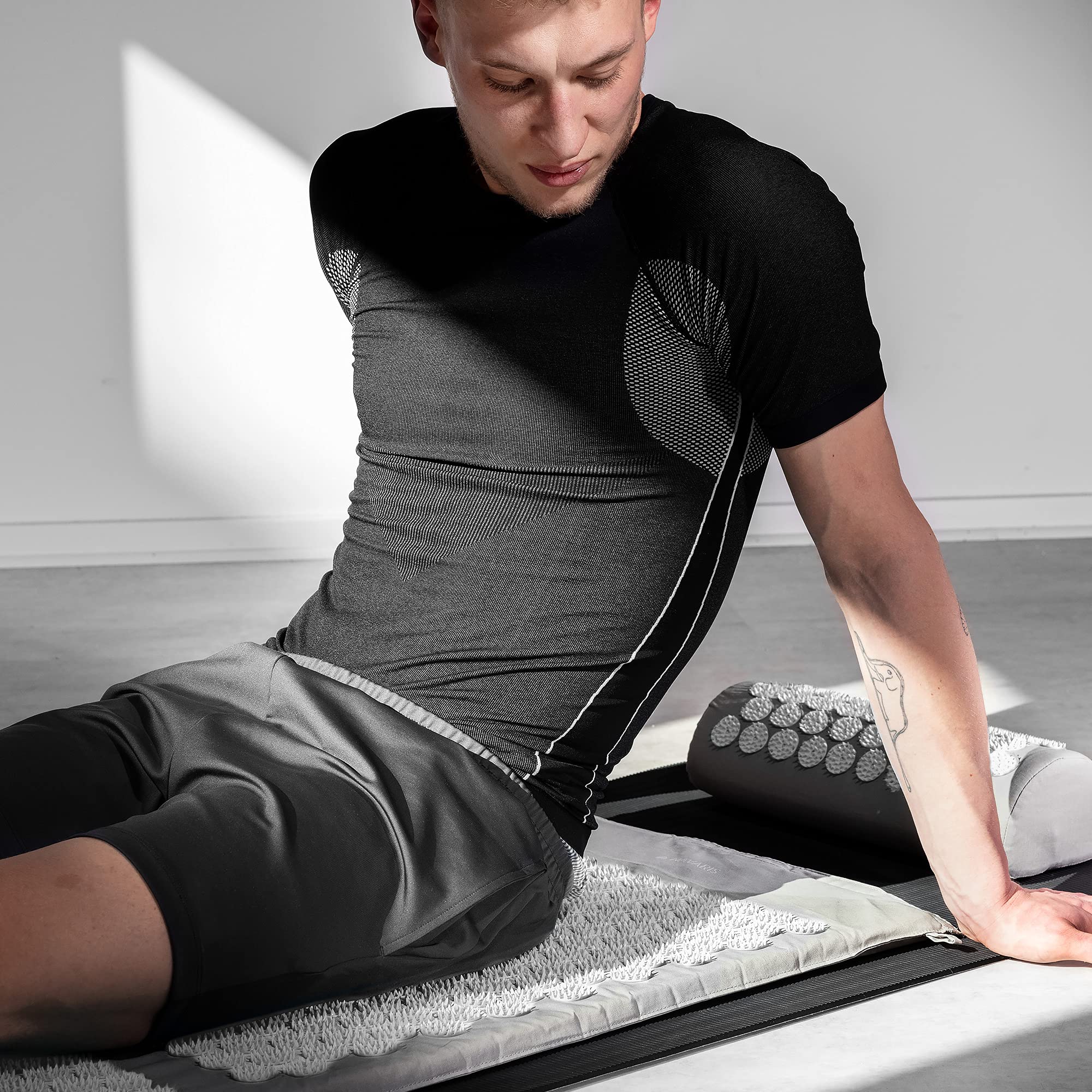 navaris-sport-wellness-akupressur-set-matte-kissen-hellgrau-2 image 2